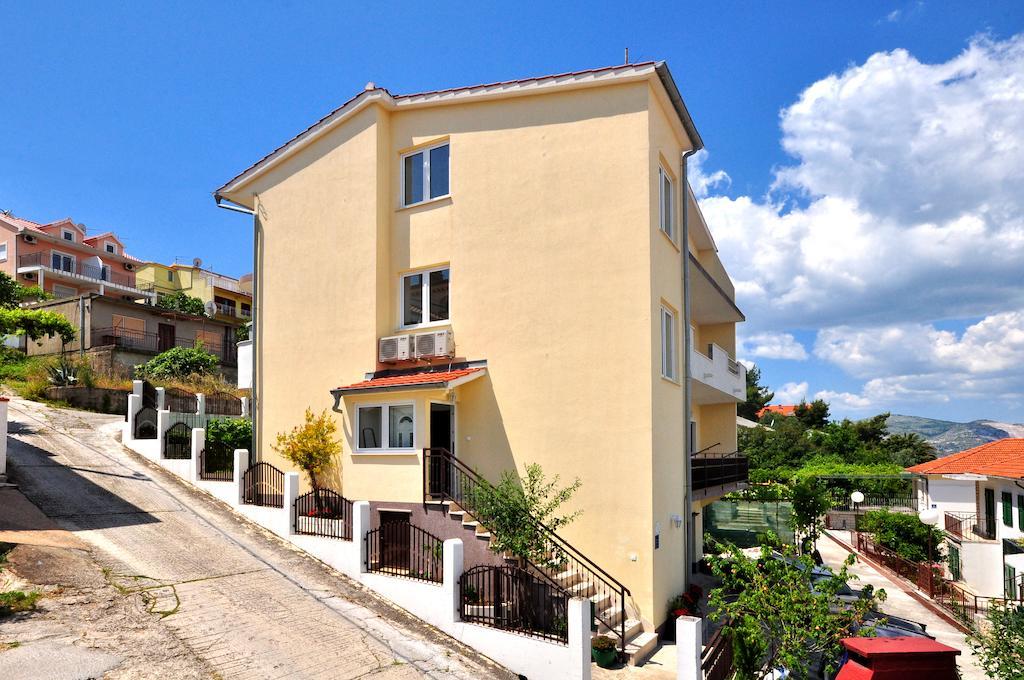 Apartments Sakal Trogir Cameră foto